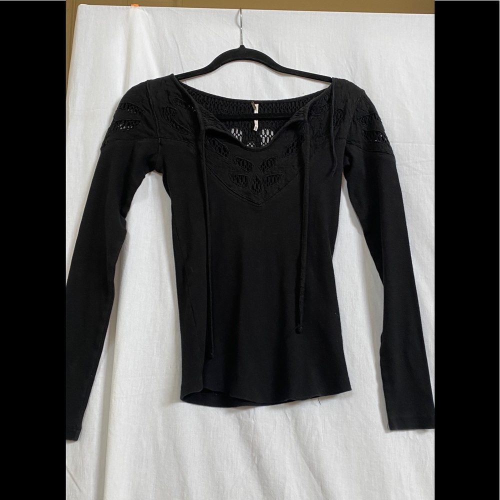 Free People black long sleeve crochet top size XS